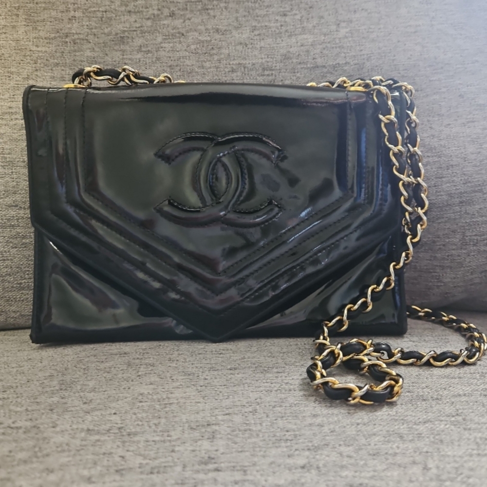 Chanel Vintage Black Patent Leather Chain Bag